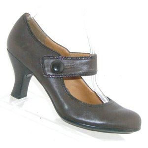 Sofft Candra brown leather round toe button mary jane strap heels 8.5M